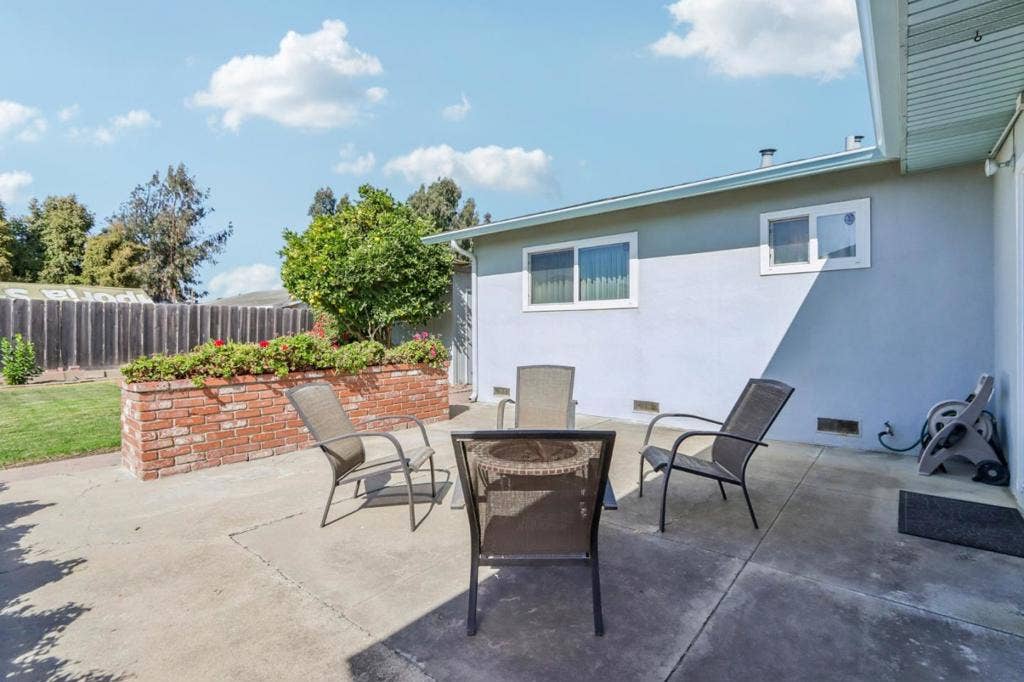 1485 Cherokee Drive, Salinas, CA 93906 1485 Cherokee Drive, Salinas, CA 93906