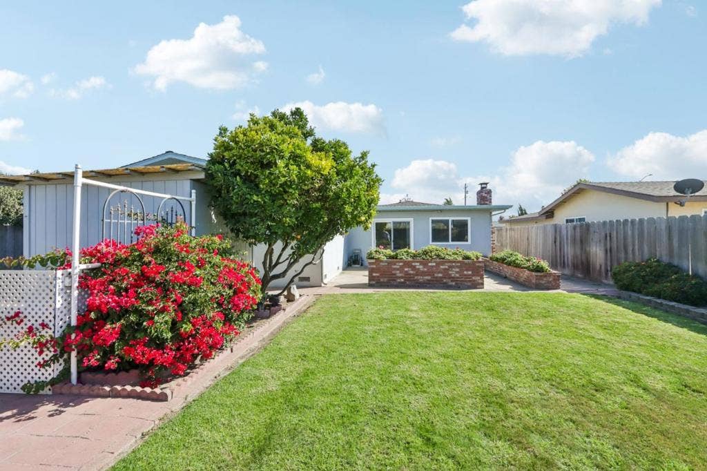 1485 Cherokee Drive, Salinas, CA 93906 1485 Cherokee Drive, Salinas, CA 93906