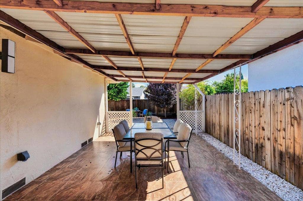 2057 El Capitan Avenue, Santa Clara, CA 95050 2057 El Capitan Avenue, Santa Clara, CA 95050