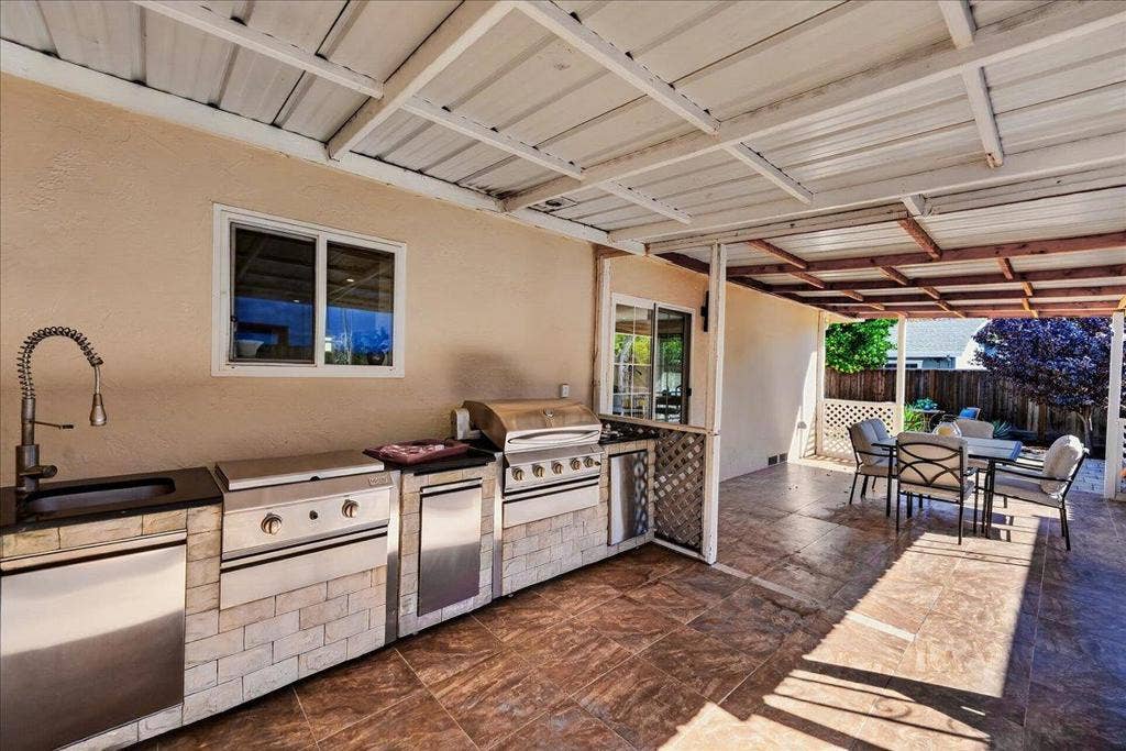 2057 El Capitan Avenue, Santa Clara, CA 95050 2057 El Capitan Avenue, Santa Clara, CA 95050