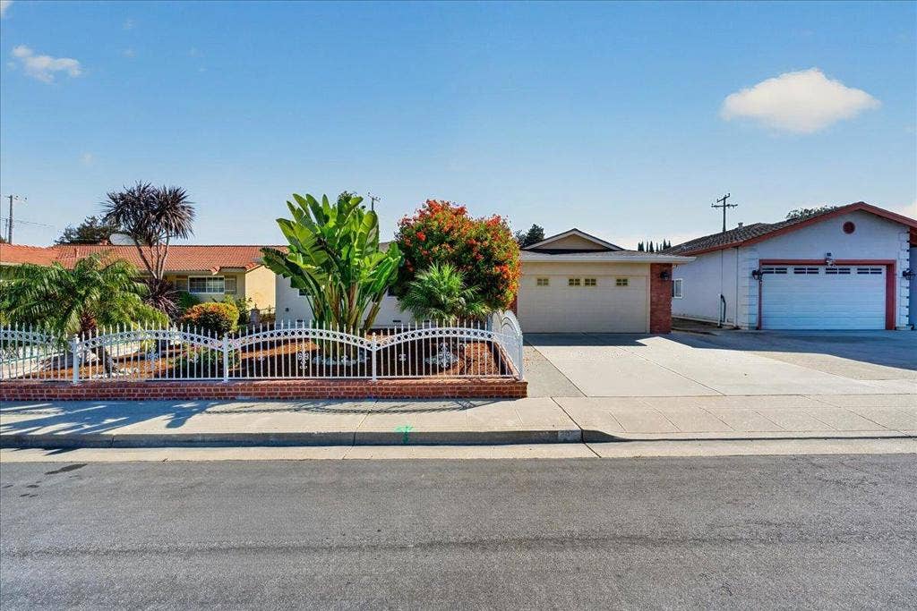 2057 El Capitan Avenue, Santa Clara, CA 95050 2057 El Capitan Avenue, Santa Clara, CA 95050