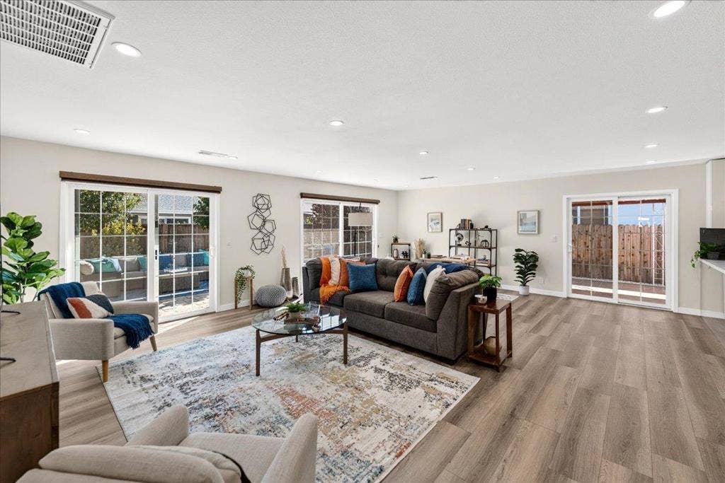 2057 El Capitan Avenue, Santa Clara, CA 95050 2057 El Capitan Avenue, Santa Clara, CA 95050