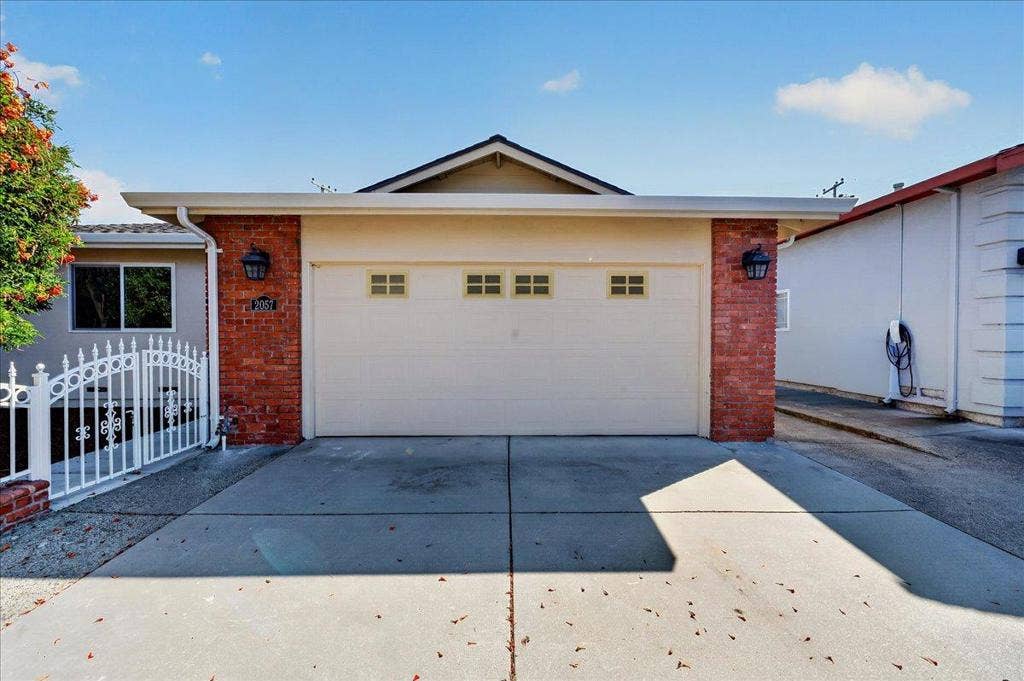 2057 El Capitan Avenue, Santa Clara, CA 95050 2057 El Capitan Avenue, Santa Clara, CA 95050