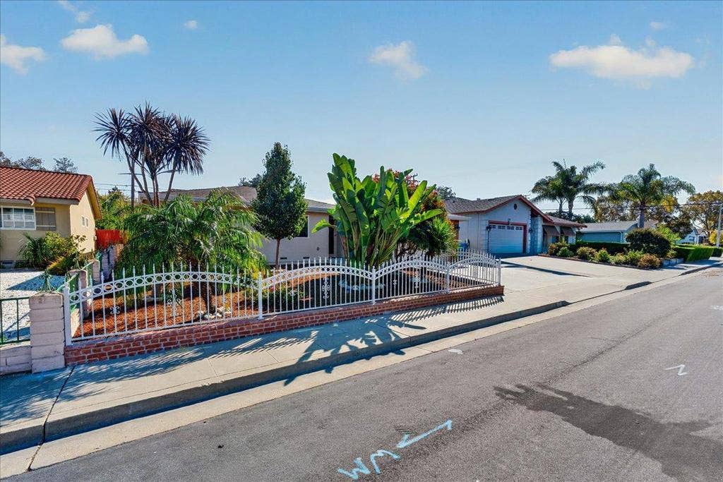2057 El Capitan Avenue, Santa Clara, CA 95050 2057 El Capitan Avenue, Santa Clara, CA 95050