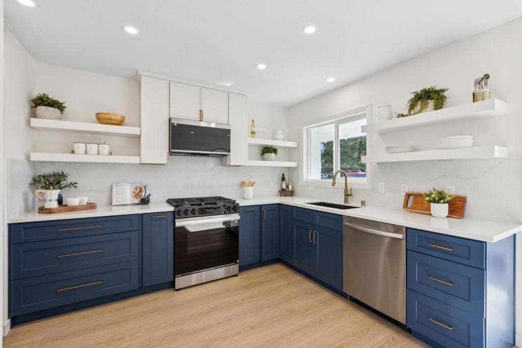 24 N Idaho Street, San Mateo, CA 94401 24 N Idaho Street, San Mateo, CA 94401