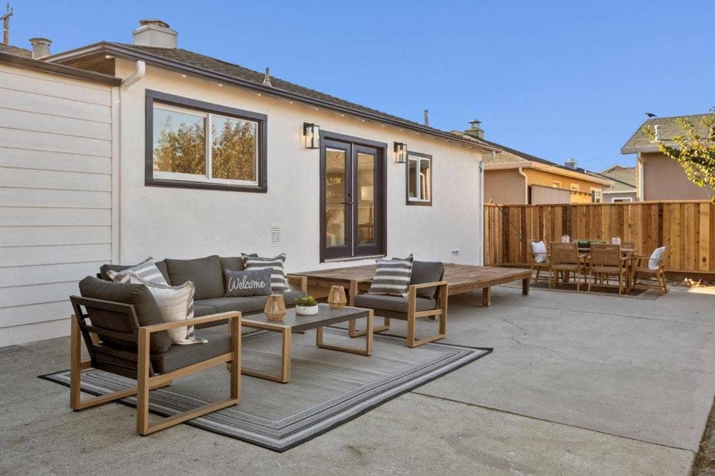 24 N Idaho Street, San Mateo, CA 94401 24 N Idaho Street, San Mateo, CA 94401