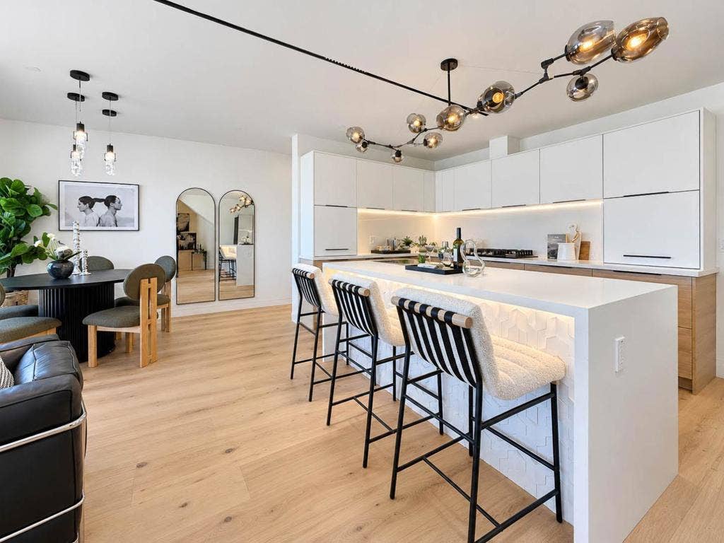 134 Athens Street, San Francisco, CA 94112 134 Athens Street, San Francisco, CA 94112