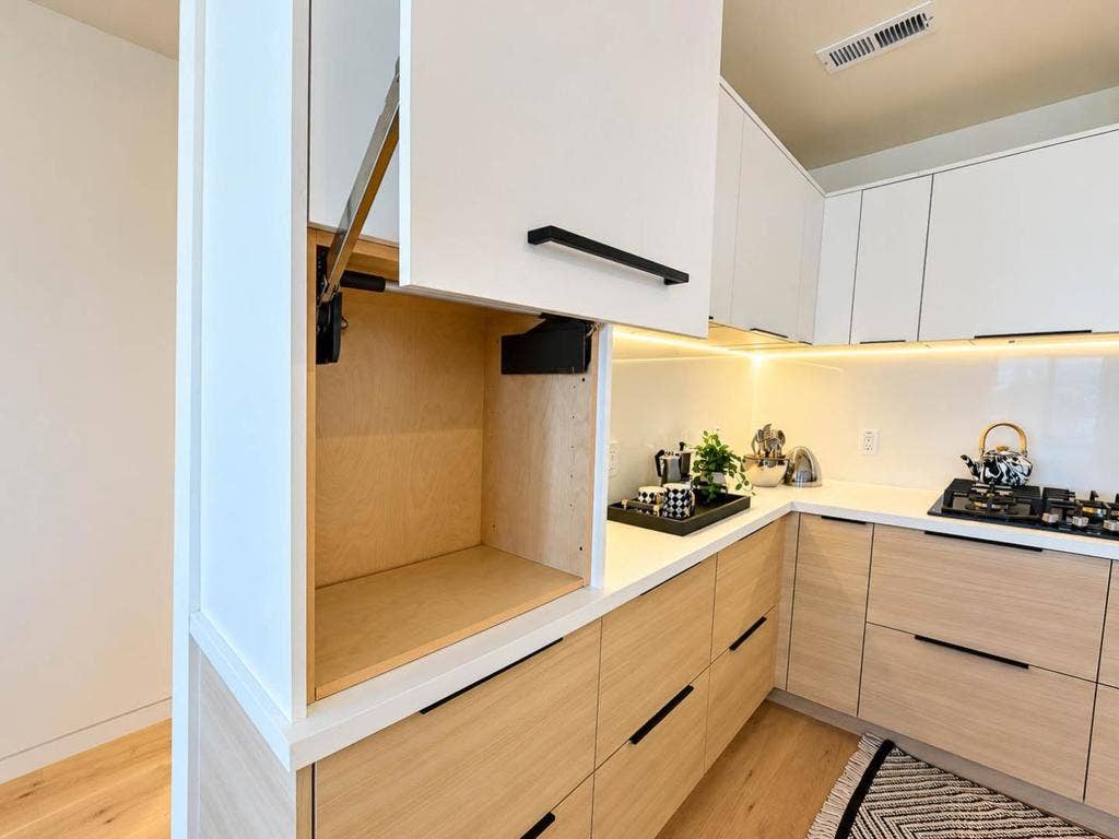 134 Athens Street, San Francisco, CA 94112 134 Athens Street, San Francisco, CA 94112