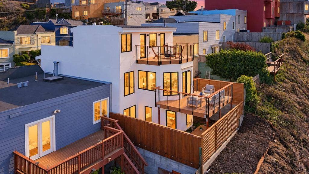 134 Athens Street, San Francisco, CA 94112 134 Athens Street, San Francisco, CA 94112