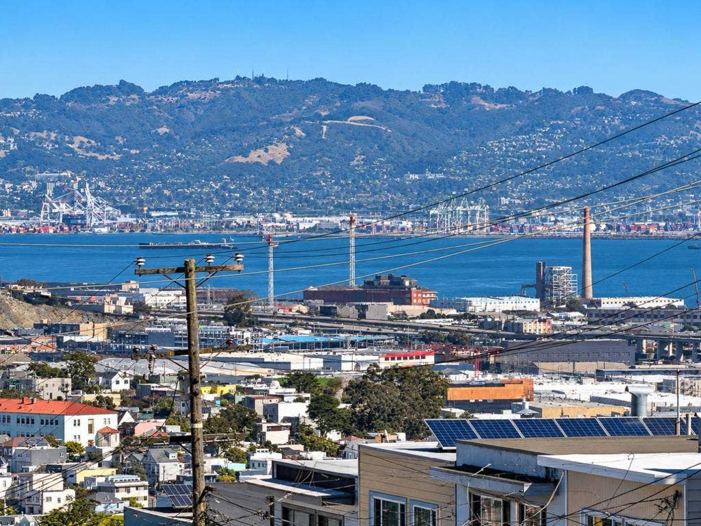 134 Athens Street, San Francisco, CA 94112 134 Athens Street, San Francisco, CA 94112
