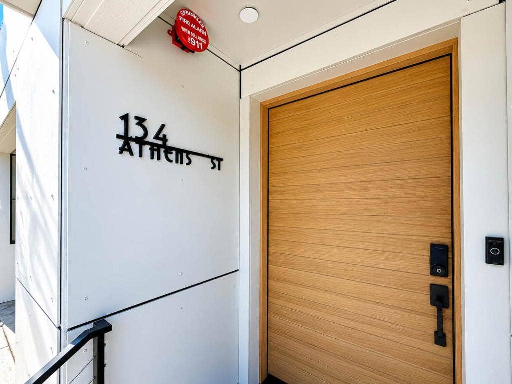 134 Athens Street, San Francisco, CA 94112 134 Athens Street, San Francisco, CA 94112