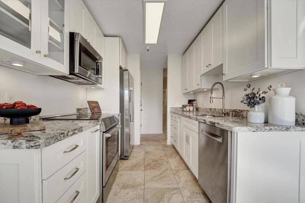 400 Ortega Avenue, #306B, Mountain View, CA 94040 400 Ortega Avenue, #306B, Mountain View, CA 94040