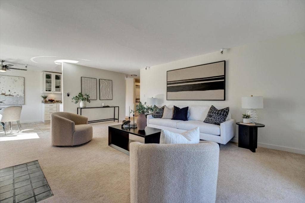 400 Ortega Avenue, #306B, Mountain View, CA 94040 400 Ortega Avenue, #306B, Mountain View, CA 94040