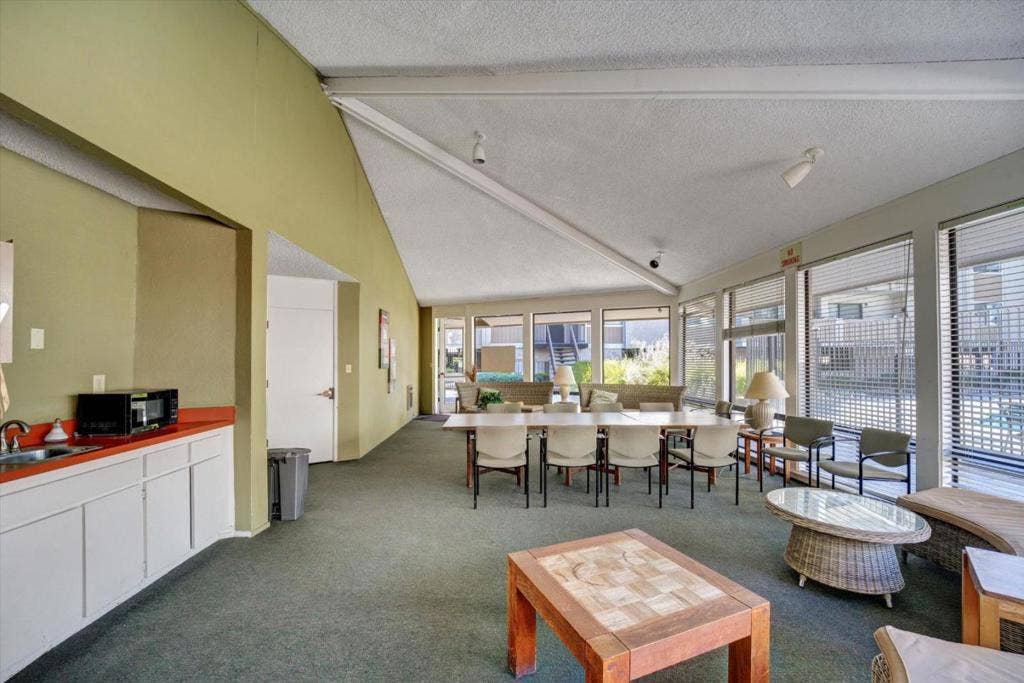 400 Ortega Avenue, #306B, Mountain View, CA 94040 400 Ortega Avenue, #306B, Mountain View, CA 94040