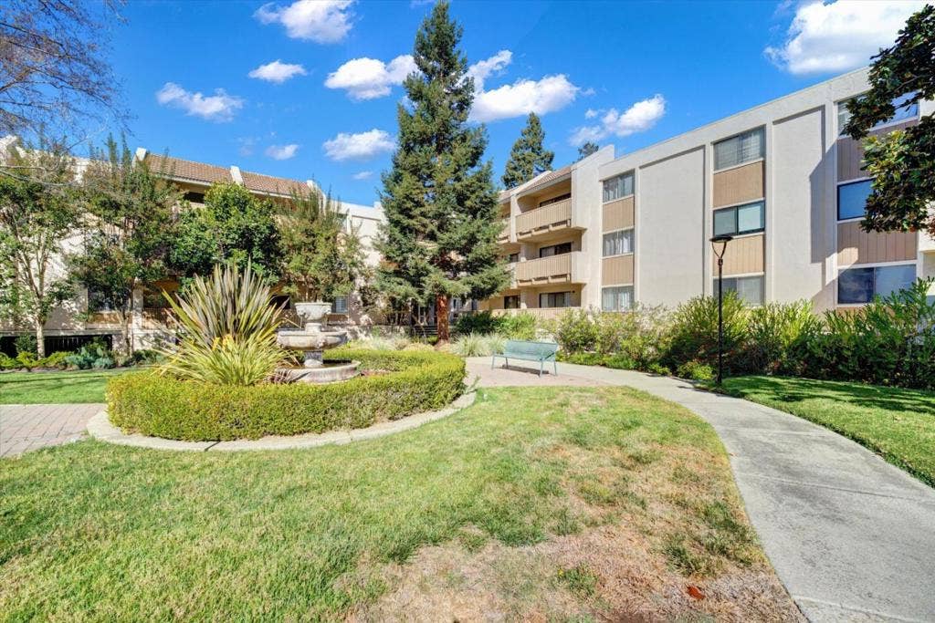 400 Ortega Avenue, #306B, Mountain View, CA 94040 400 Ortega Avenue, #306B, Mountain View, CA 94040