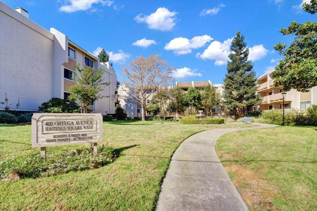 400 Ortega Avenue, #306B, Mountain View, CA 94040 400 Ortega Avenue, #306B, Mountain View, CA 94040