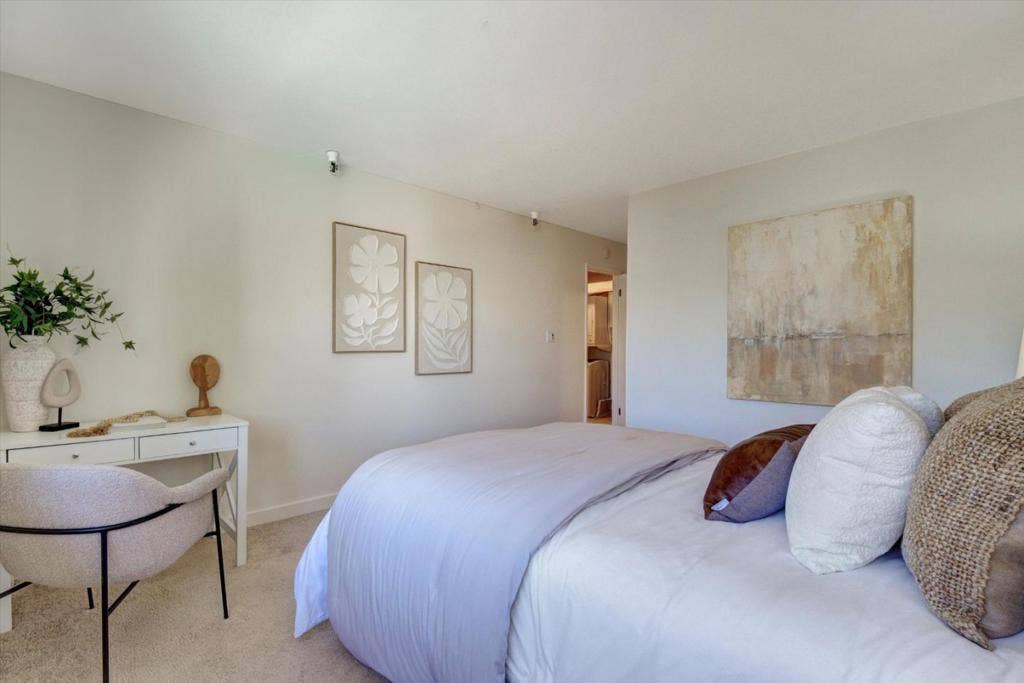 400 Ortega Avenue, #306B, Mountain View, CA 94040 400 Ortega Avenue, #306B, Mountain View, CA 94040