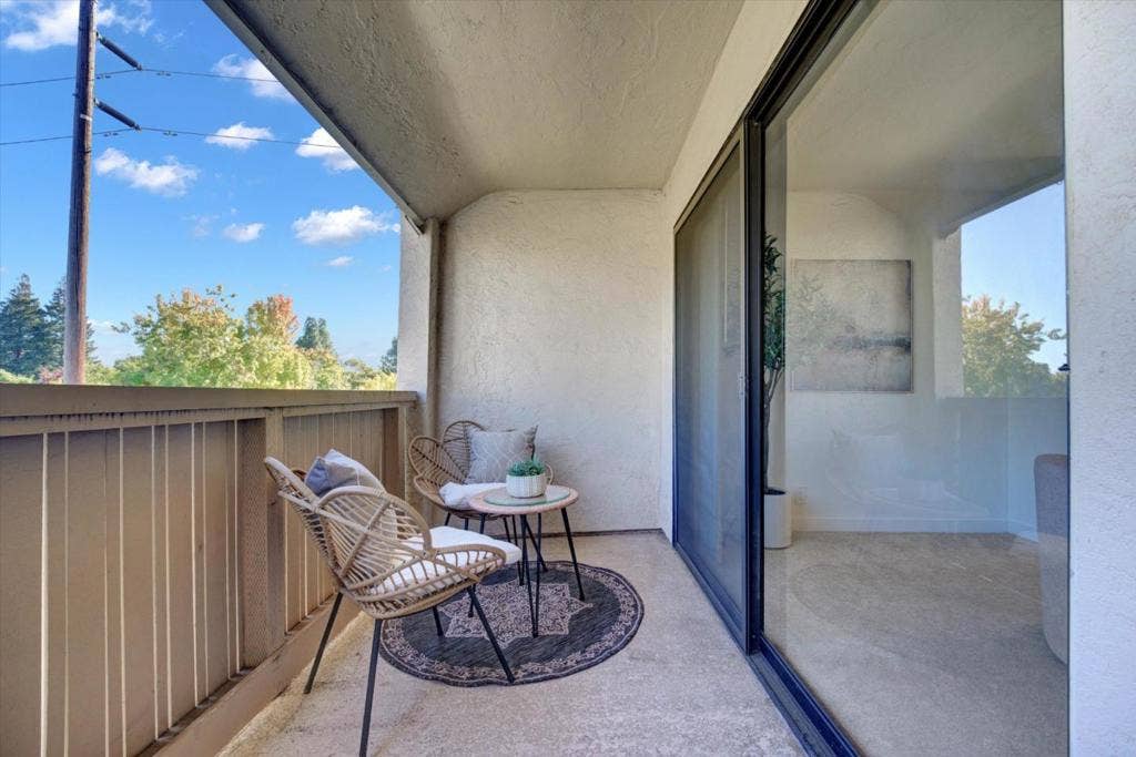 400 Ortega Avenue, #306B, Mountain View, CA 94040 400 Ortega Avenue, #306B, Mountain View, CA 94040