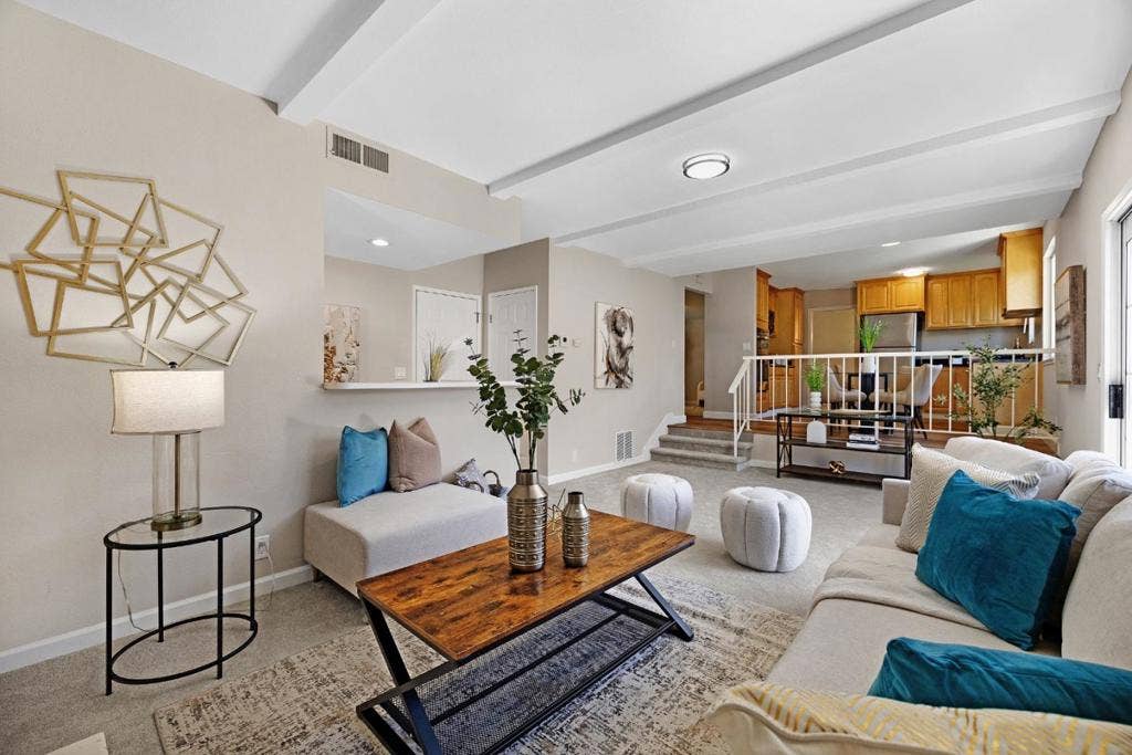 163 Rodrigues Avenue, Milpitas, CA 95035 163 Rodrigues Avenue, Milpitas, CA 95035