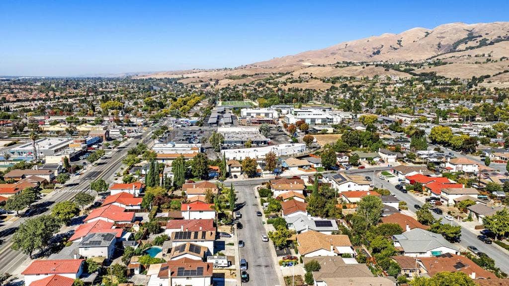 163 Rodrigues Avenue, Milpitas, CA 95035 163 Rodrigues Avenue, Milpitas, CA 95035