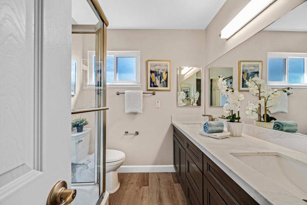 163 Rodrigues Avenue, Milpitas, CA 95035 163 Rodrigues Avenue, Milpitas, CA 95035
