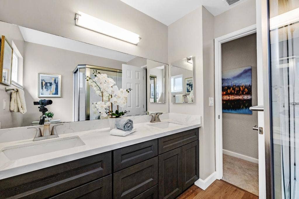 163 Rodrigues Avenue, Milpitas, CA 95035 163 Rodrigues Avenue, Milpitas, CA 95035