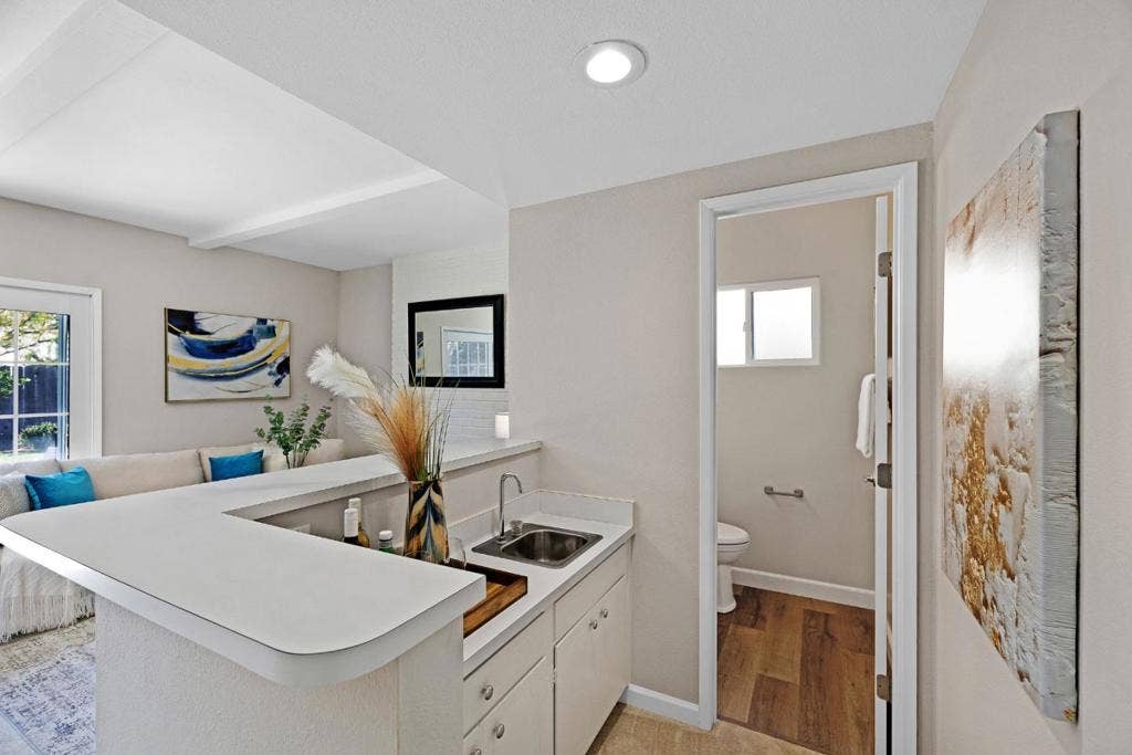 163 Rodrigues Avenue, Milpitas, CA 95035 163 Rodrigues Avenue, Milpitas, CA 95035