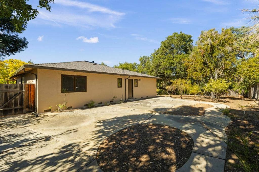 13158 Stewart Court, Saratoga, CA 95070 13158 Stewart Court, Saratoga, CA 95070