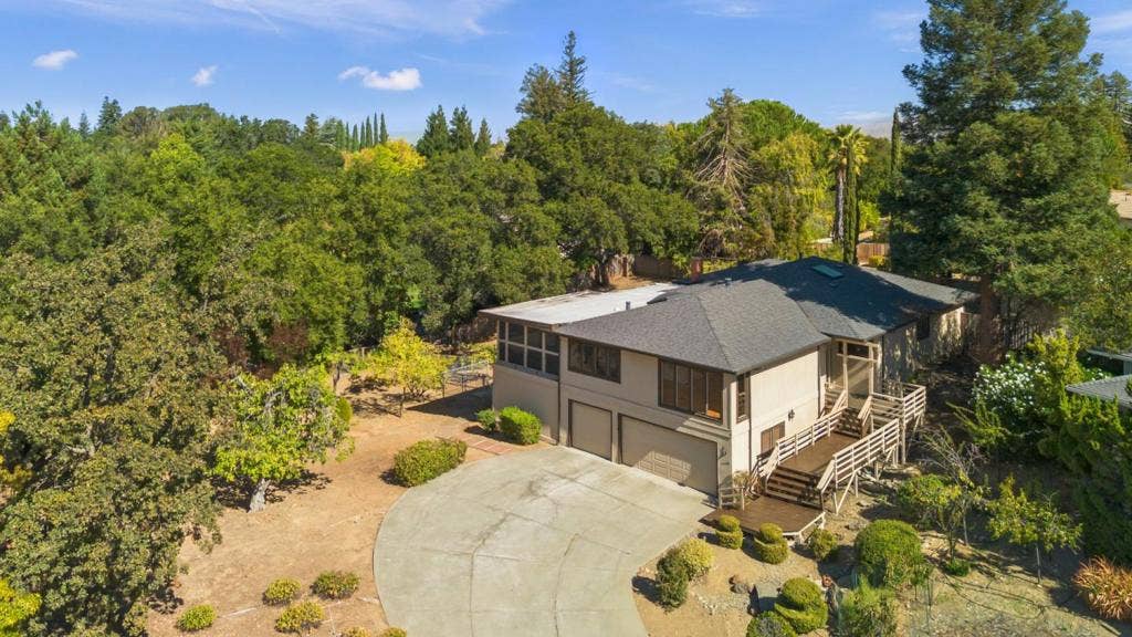13158 Stewart Court, Saratoga, CA 95070 13158 Stewart Court, Saratoga, CA 95070