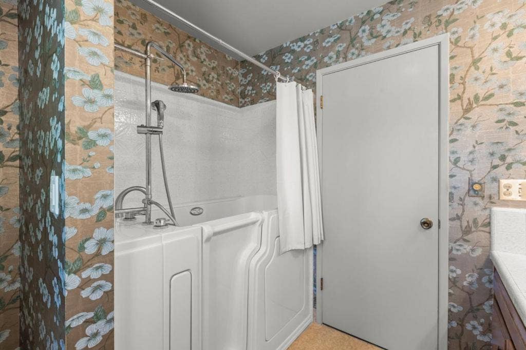 13158 Stewart Court, Saratoga, CA 95070 13158 Stewart Court, Saratoga, CA 95070