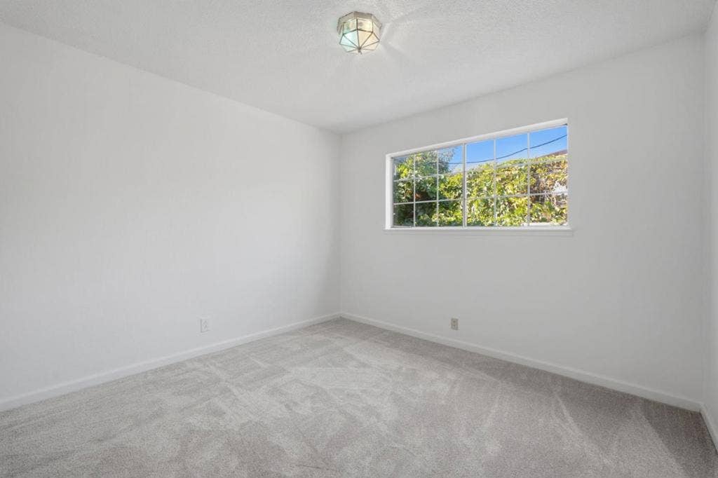 212 Pamela Avenue, San Jose, CA 95116 212 Pamela Avenue, San Jose, CA 95116