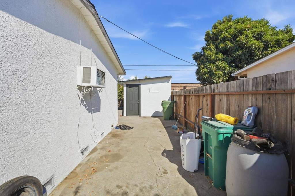 212 Pamela Avenue, San Jose, CA 95116 212 Pamela Avenue, San Jose, CA 95116