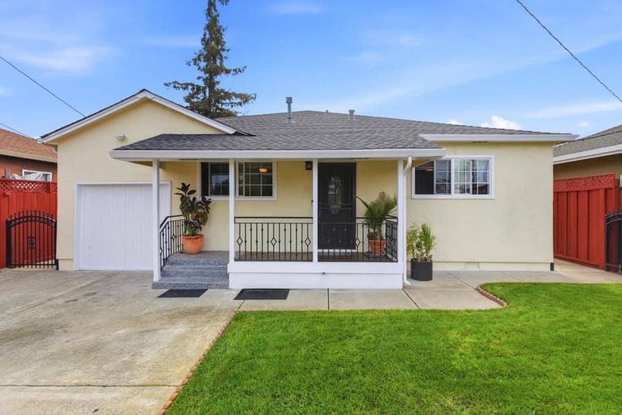 Property photo for 732 4th Avenue, Redwood City, CA