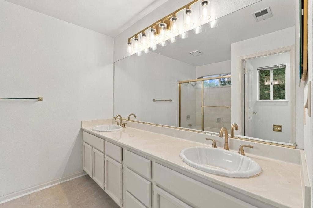 4159 Blossom Court, Oakley, CA 94561 4159 Blossom Court, Oakley, CA 94561