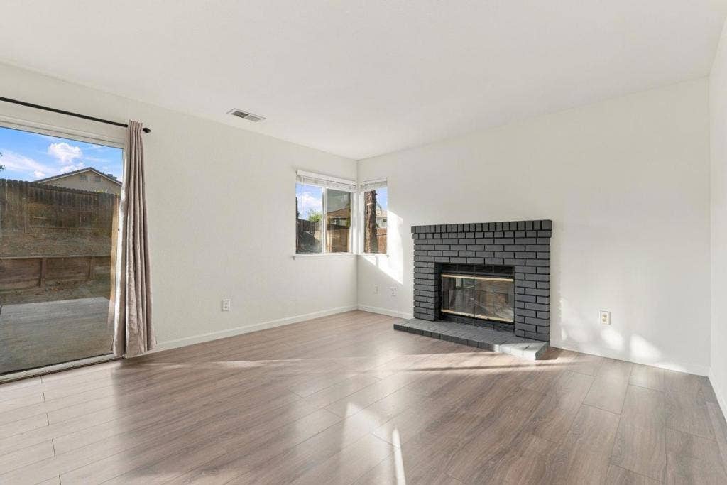 4159 Blossom Court, Oakley, CA 94561 4159 Blossom Court, Oakley, CA 94561