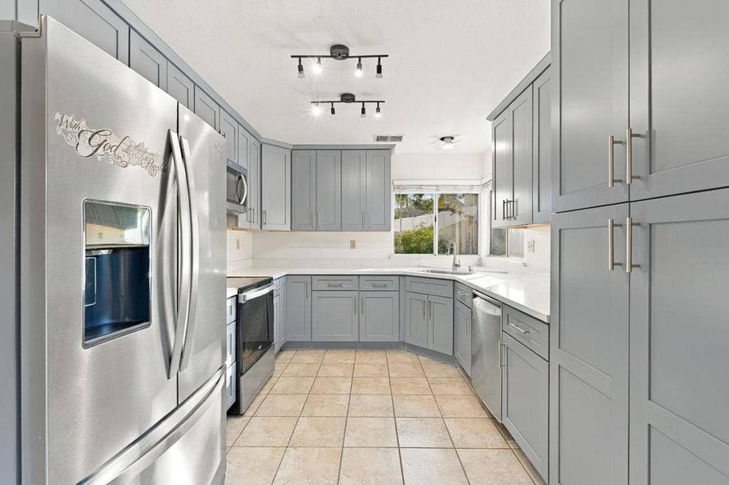4159 Blossom Court, Oakley, CA 94561 4159 Blossom Court, Oakley, CA 94561