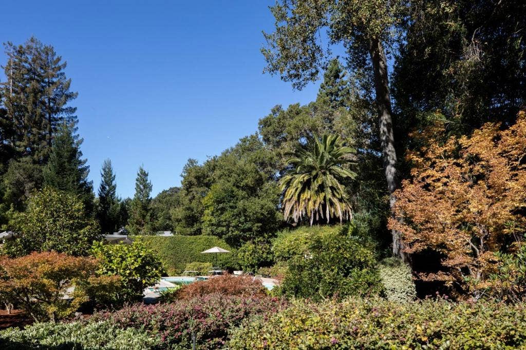 27 Catalpa Drive, Atherton, CA 94027 27 Catalpa Drive, Atherton, CA 94027