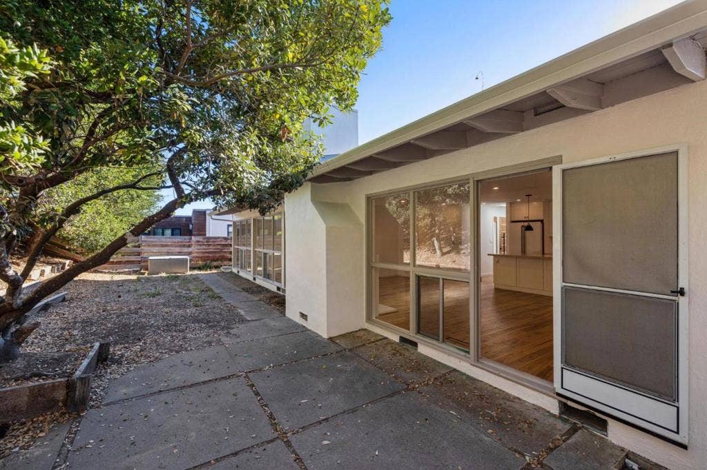 830 Robin Lane, Millbrae, CA 94030 830 Robin Lane, Millbrae, CA 94030