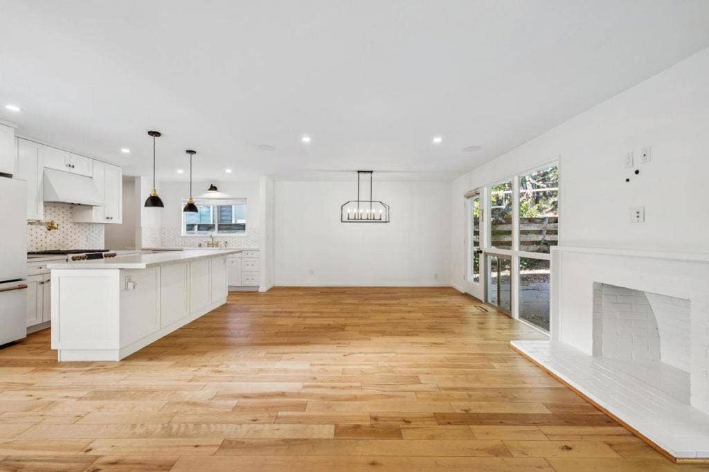 830 Robin Lane, Millbrae, CA 94030 830 Robin Lane, Millbrae, CA 94030