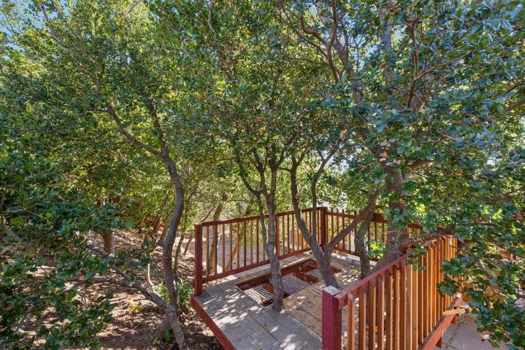 830 Robin Lane, Millbrae, CA 94030 830 Robin Lane, Millbrae, CA 94030