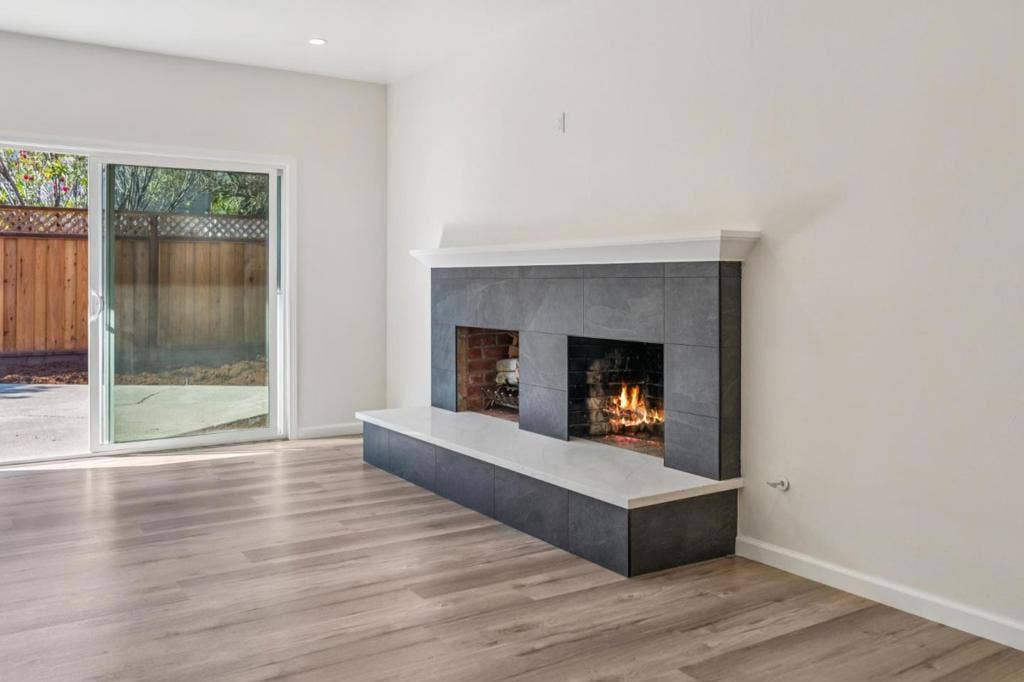 700 Gull Avenue, Foster City, CA 94404 700 Gull Avenue, Foster City, CA 94404