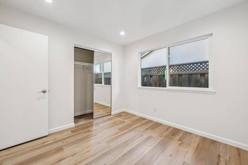 700 Gull Avenue, Foster City, CA 94404 700 Gull Avenue, Foster City, CA 94404