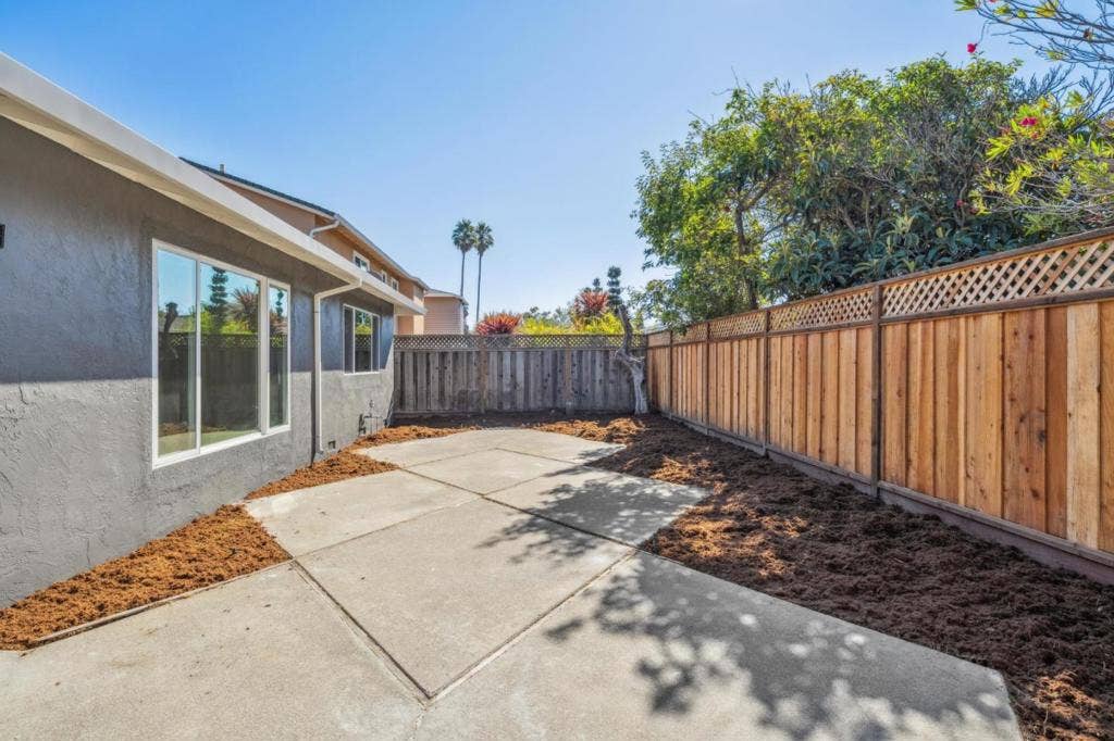 700 Gull Avenue, Foster City, CA 94404 700 Gull Avenue, Foster City, CA 94404