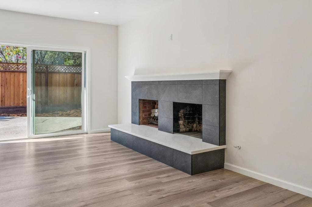 700 Gull Avenue, Foster City, CA 94404 700 Gull Avenue, Foster City, CA 94404