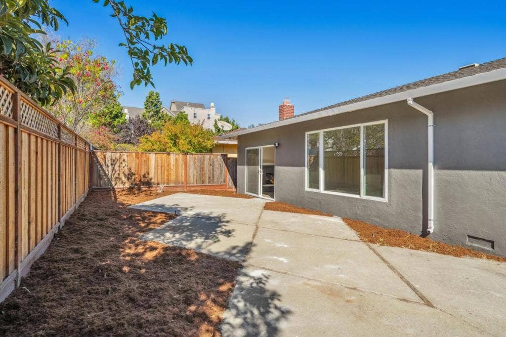 700 Gull Avenue, Foster City, CA 94404 700 Gull Avenue, Foster City, CA 94404