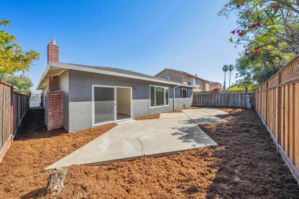 700 Gull Avenue, Foster City, CA 94404 700 Gull Avenue, Foster City, CA 94404