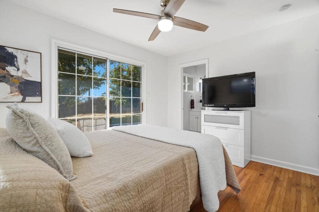 690 Bold Court, San Jose, CA 95111 690 Bold Court, San Jose, CA 95111