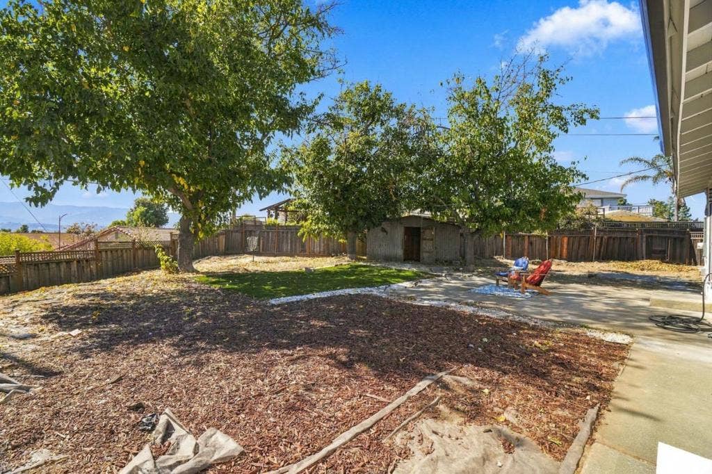 690 Bold Court, San Jose, CA 95111 690 Bold Court, San Jose, CA 95111