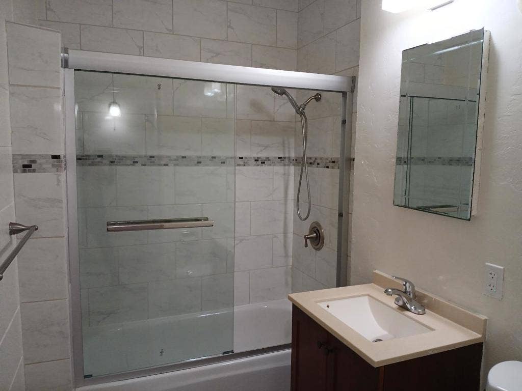 1575 Laurel Street, #C, San Carlos, CA 94070