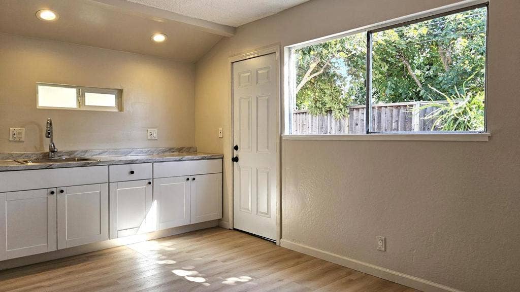 1688 Enesco Avenue, San Jose, CA 95121 1688 Enesco Avenue, San Jose, CA 95121